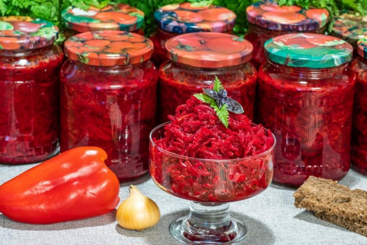 Eingelegte Rote Bete mit Paprika für den Winter