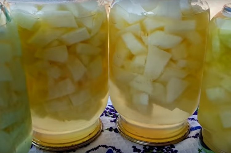 Zucchini-Kompott mit Melone