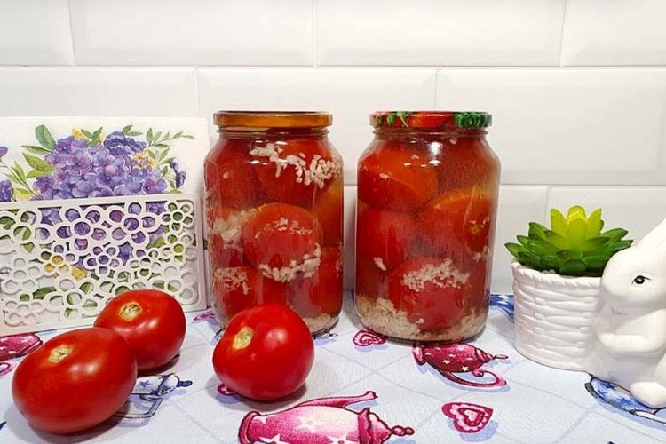 Tomaten „Unter dem Schnee“ in Honigmarinade