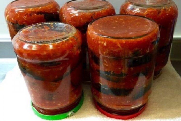 Berenjenas picantes «Lengua de suegra» para el invierno