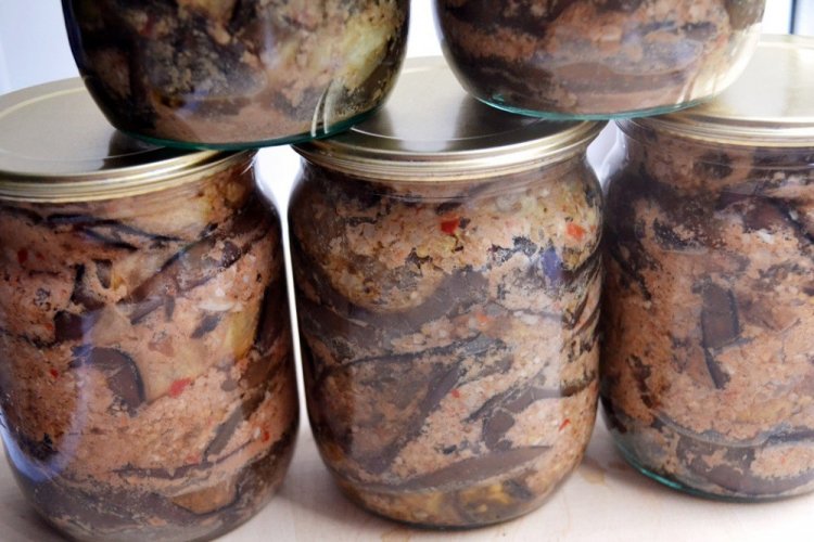 Berenjenas picantes con nueces