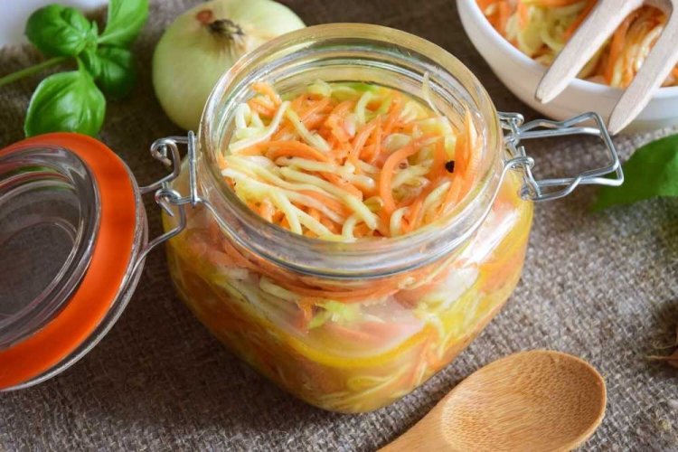 Calabacines picantes al estilo coreano para el invierno