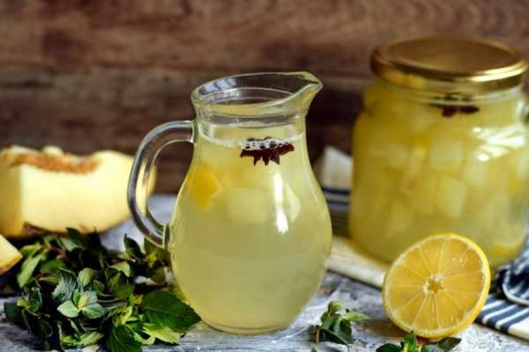 Melonenkompott mit Gewürzen