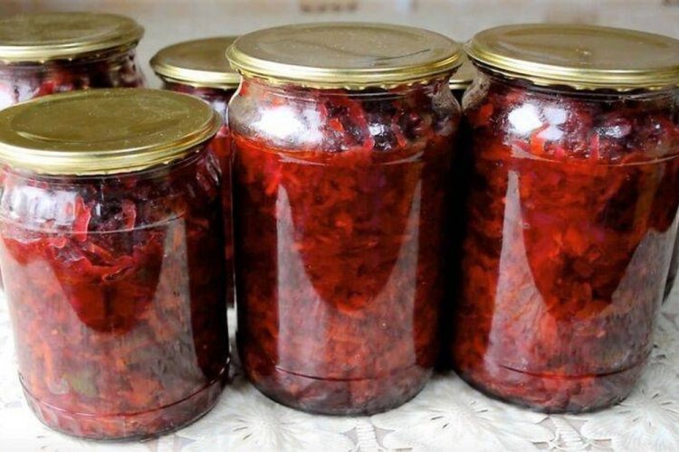 Makrelen-Rote-Bete-Salat für den Winter