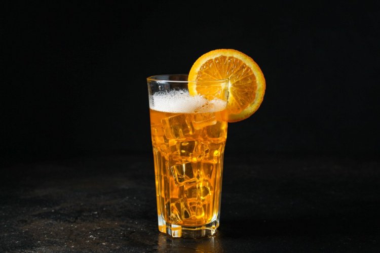 Cóctel «Aperol Mist»