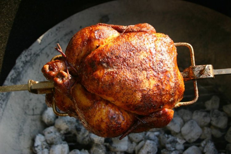 Grillhähnchen am Lagerfeuer