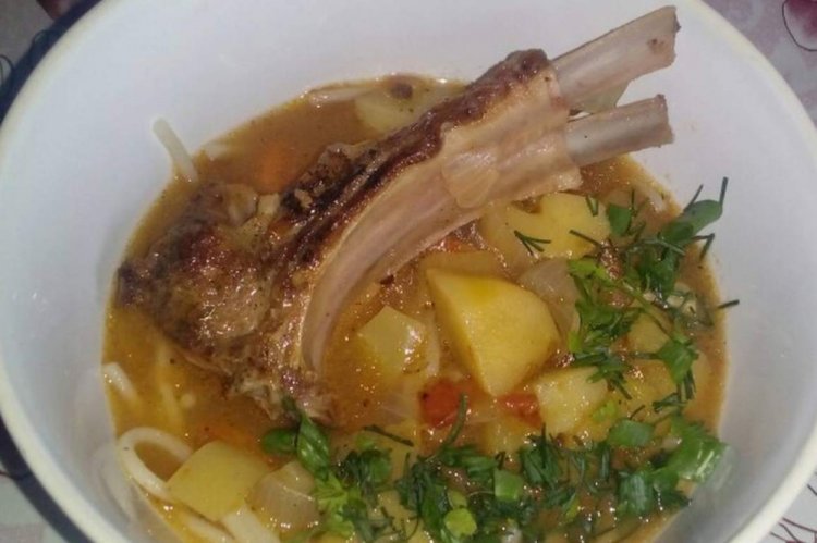 Lagman en olla afgana