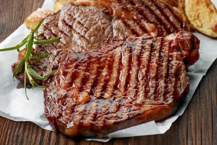 Rindersteaks vom Elektrogrill