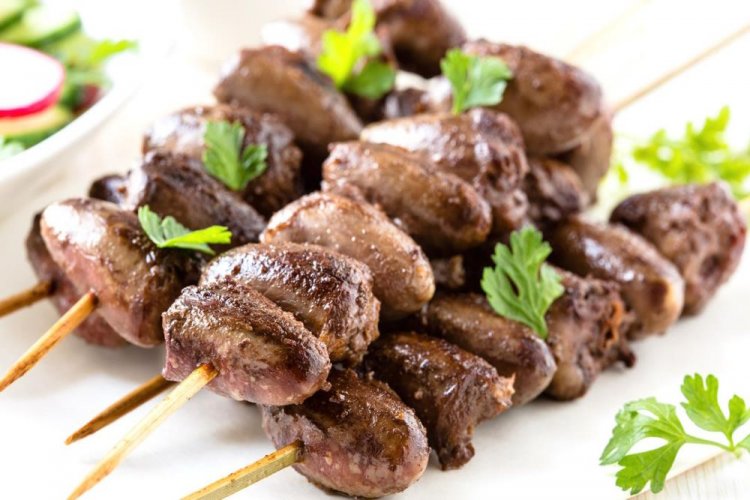 Hähnchenherz-Spieße mit Balsamico-Essig