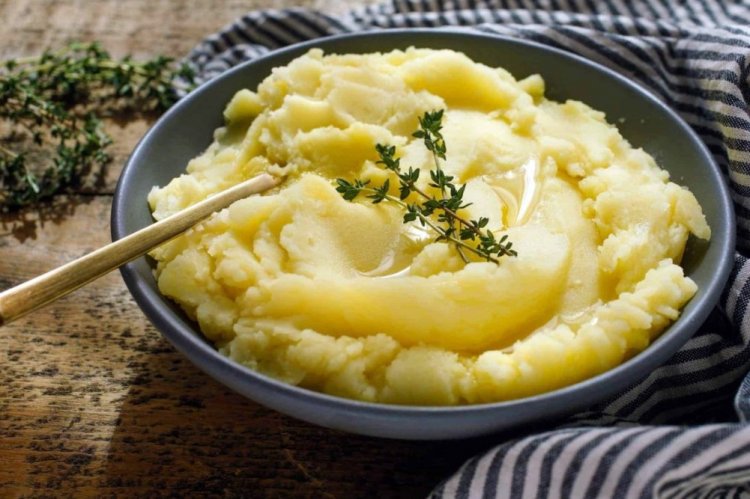 Kartoffelpüree mit Milch und Butter