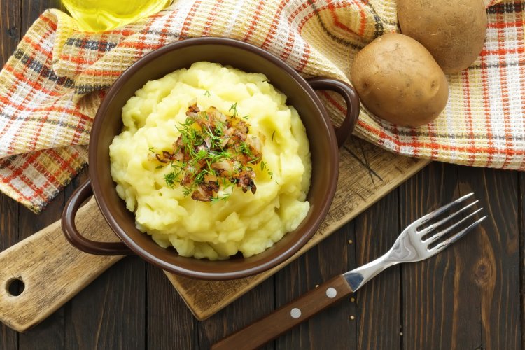 Kartoffelpüree mit Röstzwiebeln