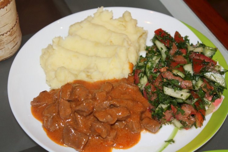 Kartoffelpüree mit Soße
