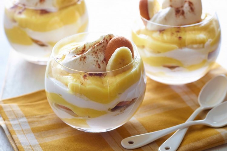 Trifle with Bananas, Savoiardi, and Coconut Milk