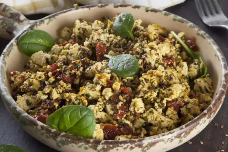 Vegetarisches Tofu-Omelett