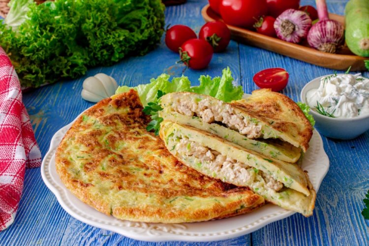 Füllung für Tschebureki mit Pute und Gemüse