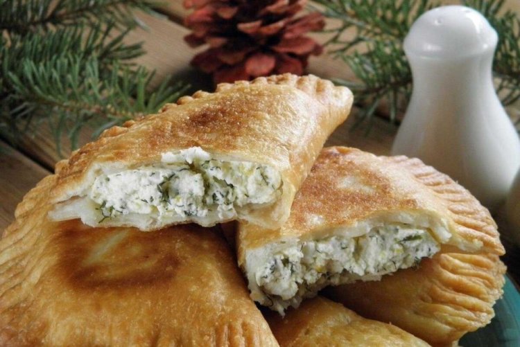 Käsefüllung für Tschebureki