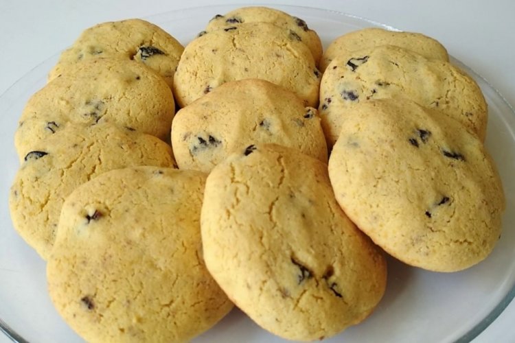 Maiskekse mit Rosinen