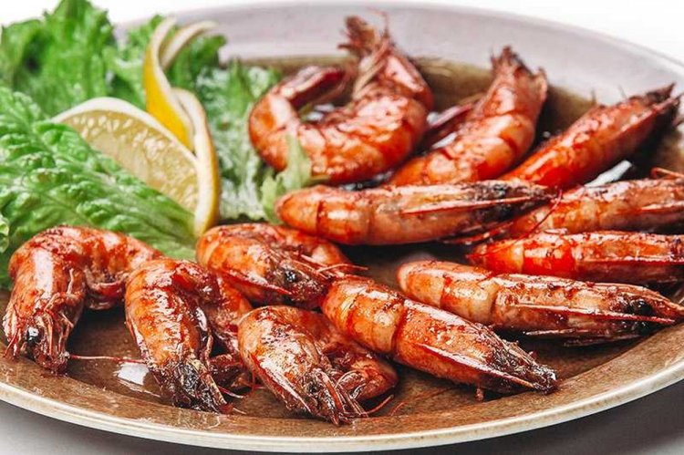Langustinen in Tomaten-Honig-Marinade vom Grill