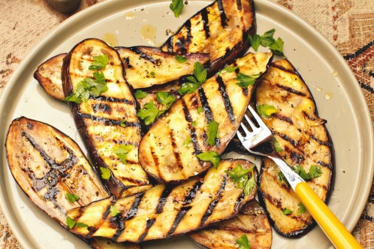 Sweet Eggplant with Cinnamon on the Grill