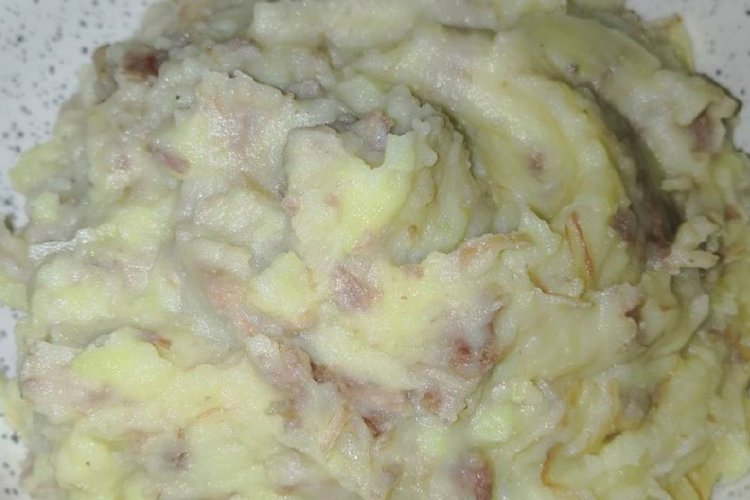 Potato Filling with Canned Stewed Meat