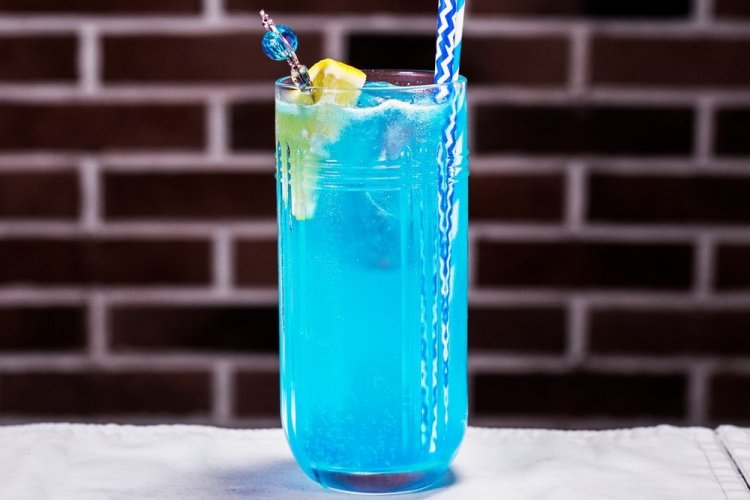 Blue Lagoon without Lemon Juice