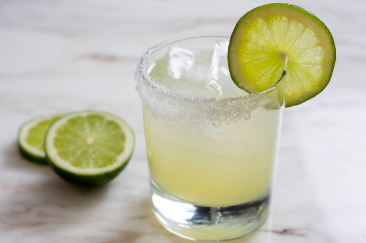Non-Alcoholic Margarita with Tonic