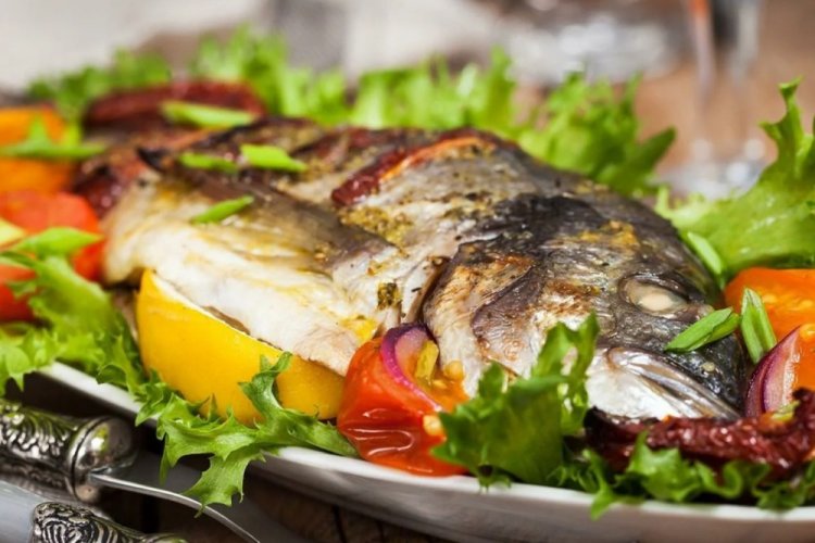Lingcod in Tomato in the Oven