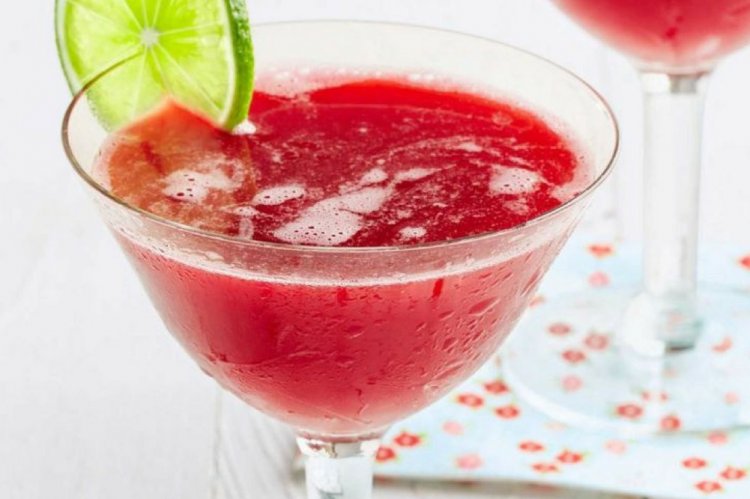 Punch with Vodka and Champagne