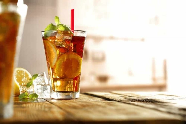 Long Island Iced Tea with Mint Liqueur