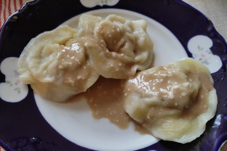 Dumpling Sauce with Mayonnaise and Soy Sauce