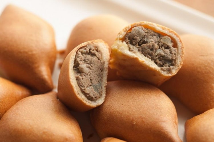 Relleno de hígado de pollo pasado por la picadora de carne
