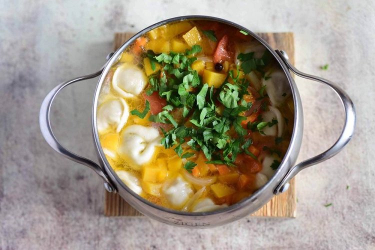 Sopa de calabaza y dumplings