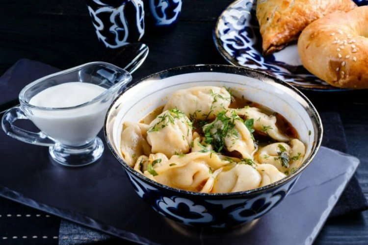 Chuchvara con kéfir y carne de res