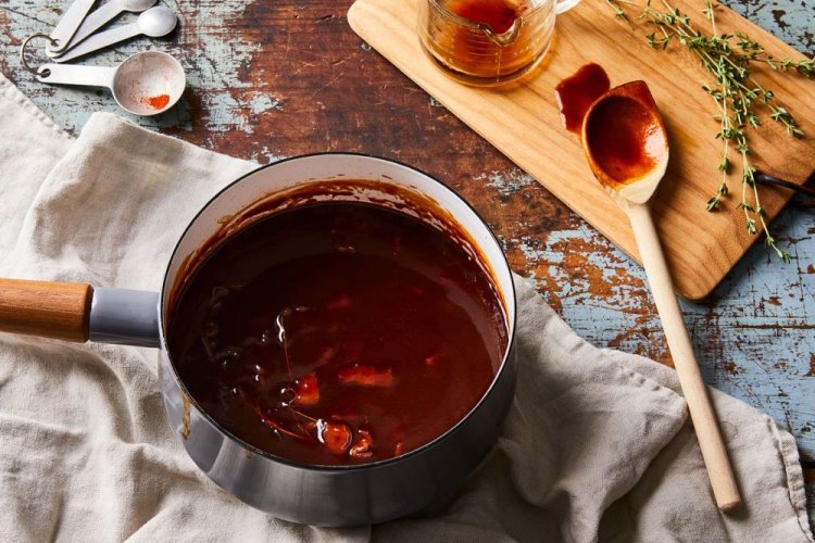 Salsa barbacoa con whisky y romero