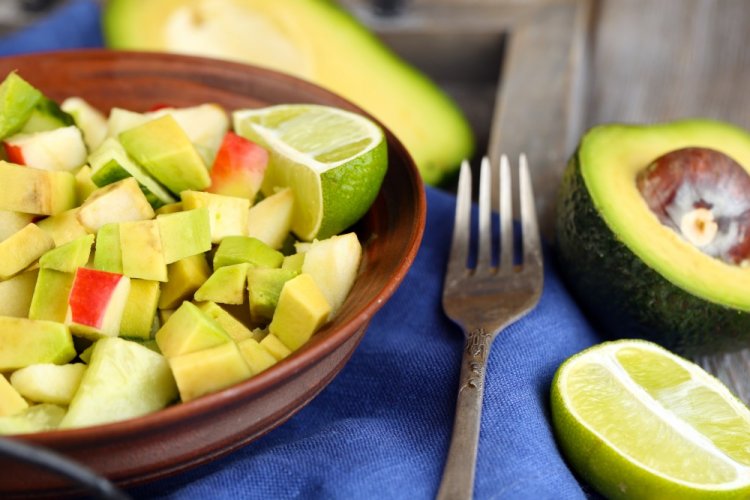 Healthy Avocado and Apple Salad