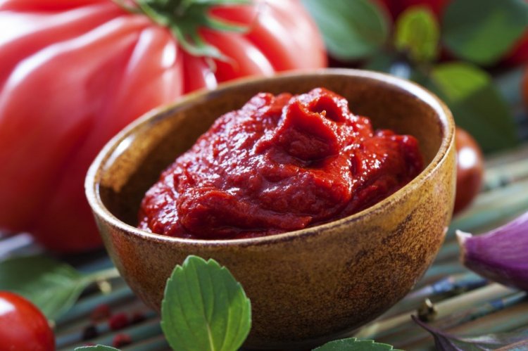 Salsa de pasta de tomate con jengibre