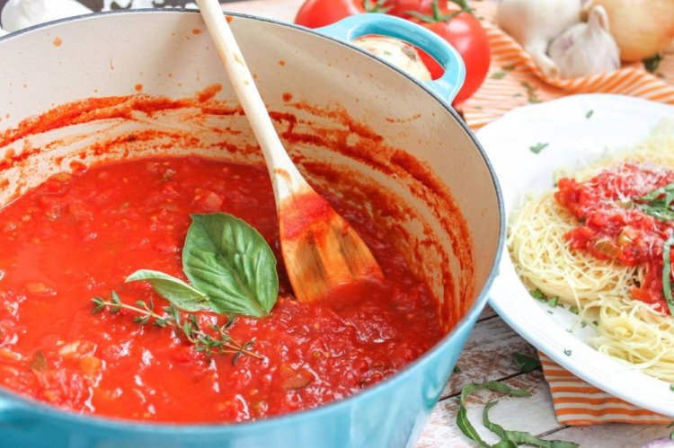 Salsa de pasta de tomate para pasta