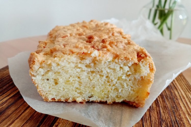 Bizcocho de queso con harina de almendras