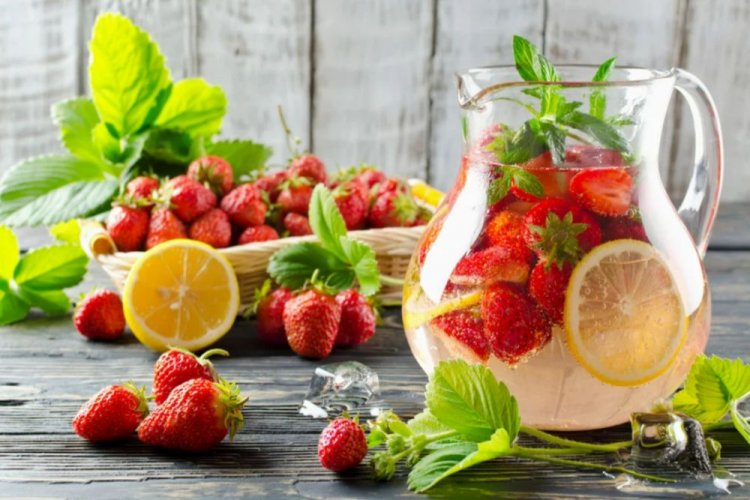Strawberry Lemonade