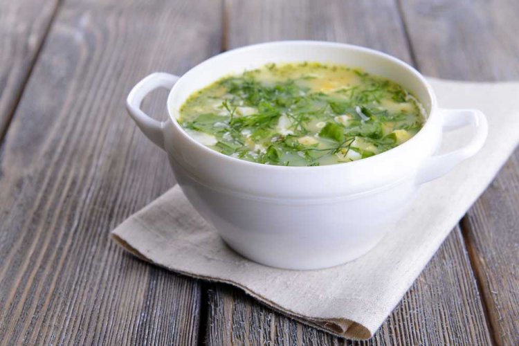 Nettle Soup with Green Onions and Eggs