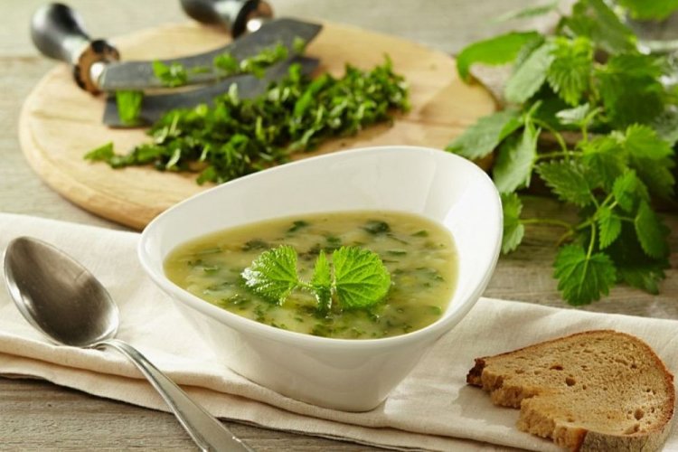 Pea Soup with Nettle