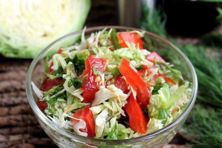 Young Cabbage Salad with Tomatoes and Sorrel