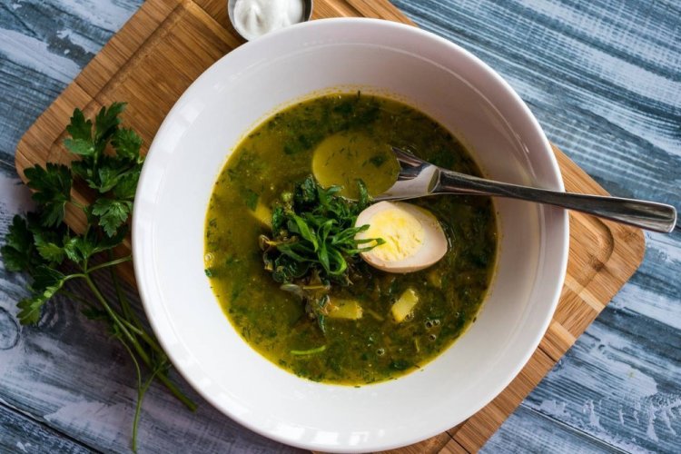 Green Borscht with Sorrel and Egg