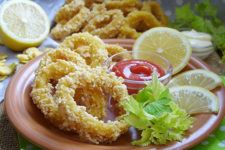 Calamares rebozados con empanado de copos de maíz