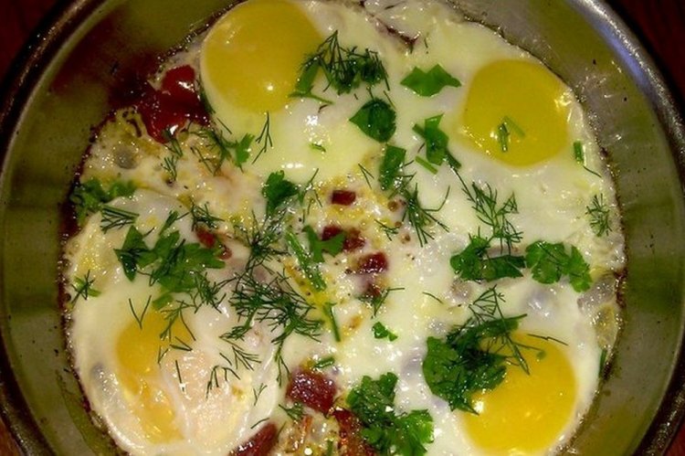 Sausage and Egg Scramble with Spinach