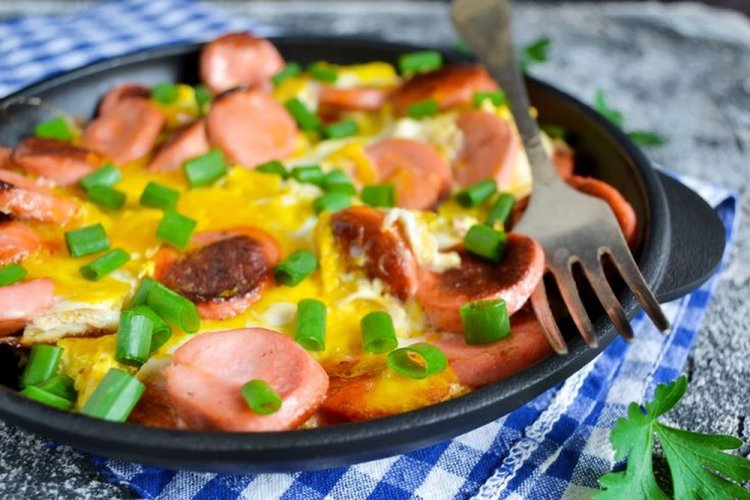 Sausage and Egg Scramble with Green Onions