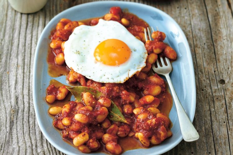 Sausage and Egg Scramble with Beans