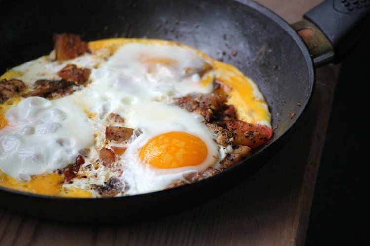 Sausage and Egg Scramble with Mushrooms