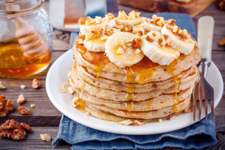 Kefir Pancakes with Oat Flour