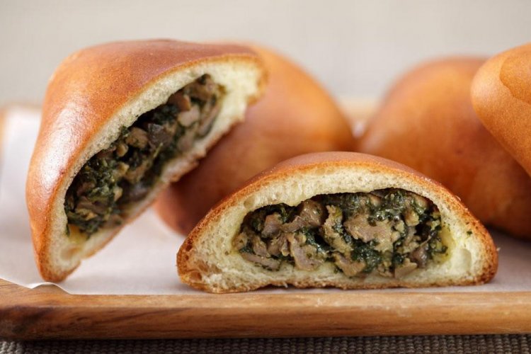 Relleno con carne y hierbas